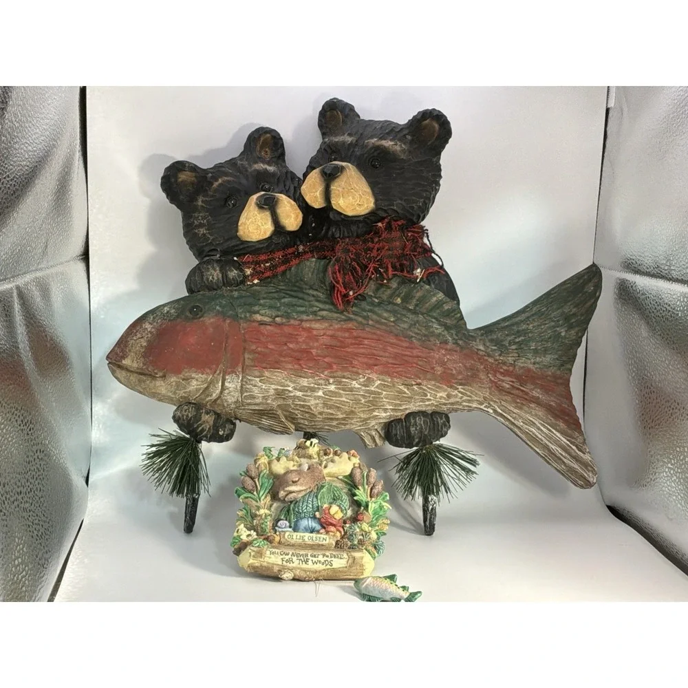 Young's‎ 2004 2 Bear Fish 3 Coat Hooks And 1995 Enesco Moose Creek Crossing